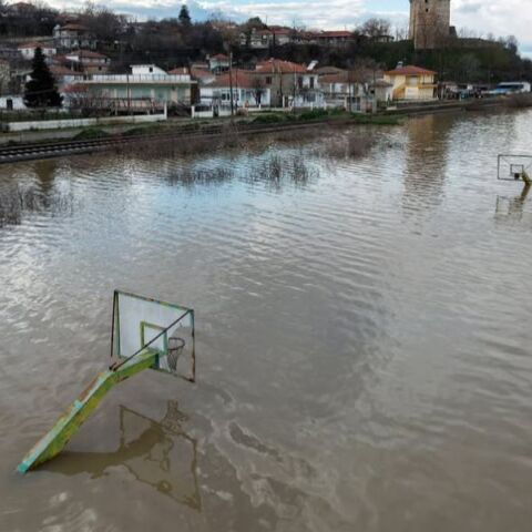 Έβρος: Συναγερμός για νέες πλημμύρες τις επόμενες 48 ώρες – 150.000 στρέμματα βυθισμένα στο νερό
