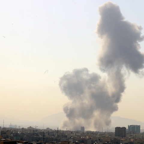 Στιγμιότυπα από την επιχείρηση ΗΠΑ - Ισραήλ στο Ιράν