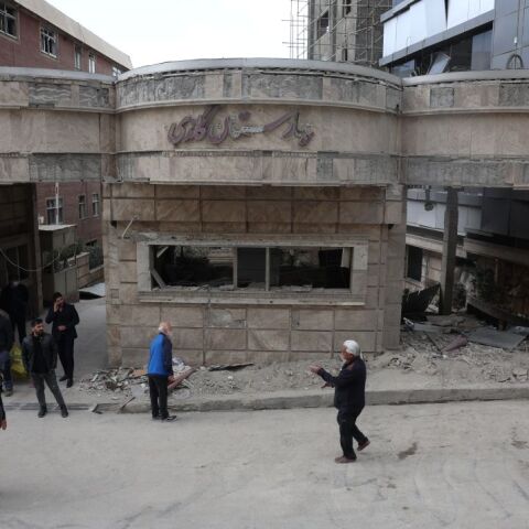 Τεχεράνη: Εκκενώθηκε το νοσοκομείο Γκάντι μετά από εκρήξεις - Ο ΠΟΥ ερευνά πλήγματα σε ιατρικές δομές