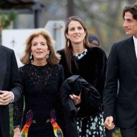 Ο Τζακ Σλόσμπεργκ στα δεξιά και δίπλα του η αδερφή του Τατιάνα που πέθανε  από λευχαιμία