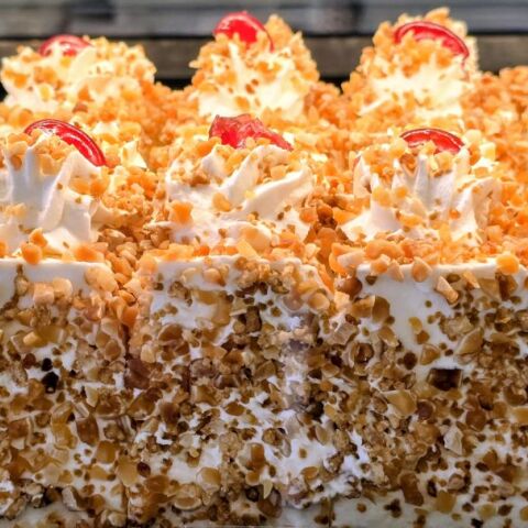 Ζαχαροπλαστείο Πανόραμα, Κυψέλη