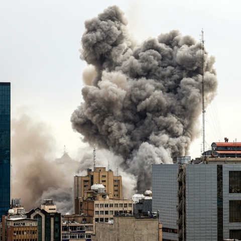 Πόλεμος στο Ιράν: Η Athens Voice αναλύει τις εξελίξεις