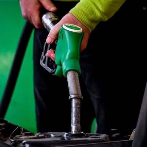 Έτοιμη για μέτρα προληπτικού χαρακτήρα η κυβέρνηση - Σχέδιο στήριξης νοικοκυριών και επιχειρήσεων εν μέσω πολέμου στη Μέση Ανατολή