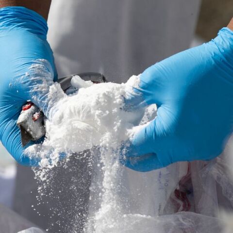 Ναρκωτικά: Έρευνα συνδέει αμφεταμίνες, κοκαΐνη και κάνναβη με σημαντικά αυξημένο κίνδυνο εγκεφαλικού, ακόμα και σε άτομα κάτω των 55 ετών.