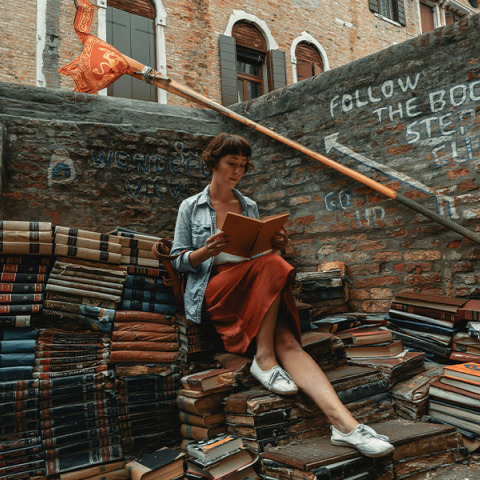 Το βιβλίο ζει, αυτό μας οδηγεί