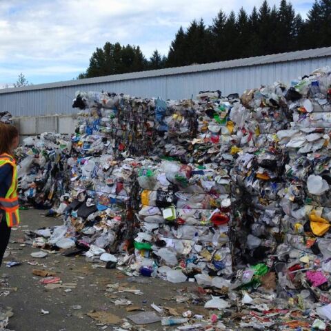 Καύση απορριμμάτων στην Ελλάδα: Μια αναγκαία και πράσινη επιλογή 