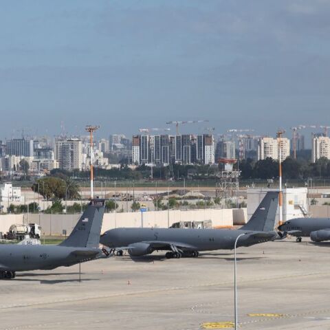 Νεκροί και οι 6 Αμερικανοί στρατιώτες στο αεροσκάφος που έπεσε στο Ιράν