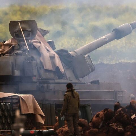 Το Ισραήλ ενέκρινε έκτακτο κονδύλι 827 εκατ. δολαρίων για στρατιωτικές αγορές εν μέσω πολέμου με το Ιράν και συνεχιζόμενων πυραυλικών επιθέσεων.