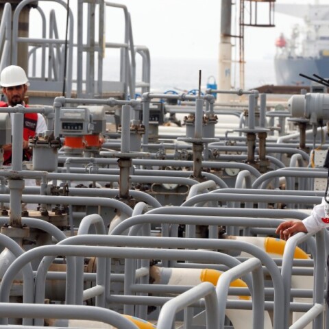 Εγκαταστάσεις πετρελαίου στη νήσο Χαργκ του Ιράν