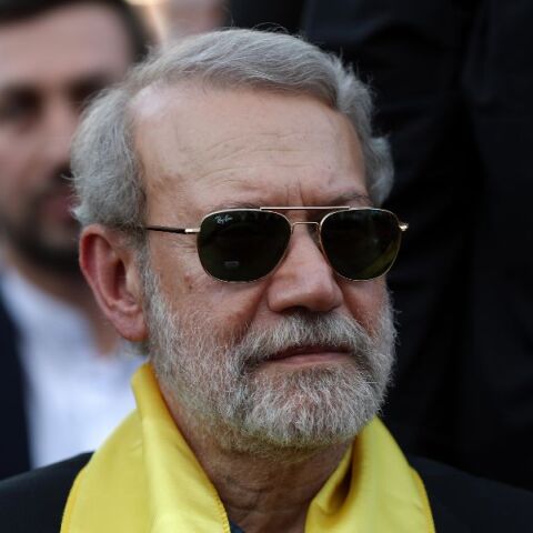 New York Times: Η δολοφονία του Αλί Λαριτζανί δίνει τα κλειδιά του Ιράν στον στρατό