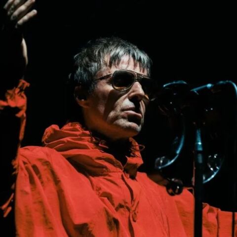 Ο Στίβεν Νάιτ χαρακτηρίζει «φαινόμενο» το ντοκιμαντέρ για την περιοδεία Live ’25 των Oasis, το οποίο προς το παρόν έχει διάρκεια τεσσάρων ωρών.