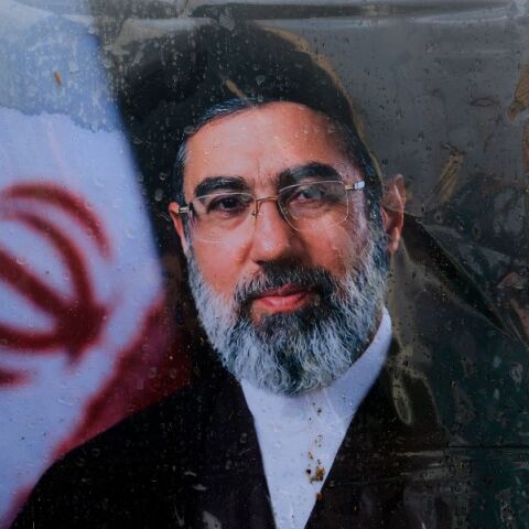 Το Ιράν έδωσε στη δημοσιότητα βίντεο με τον Μοτζτάμπα Χαμενεΐ - Δεν αναφέρει ημερομηνία 