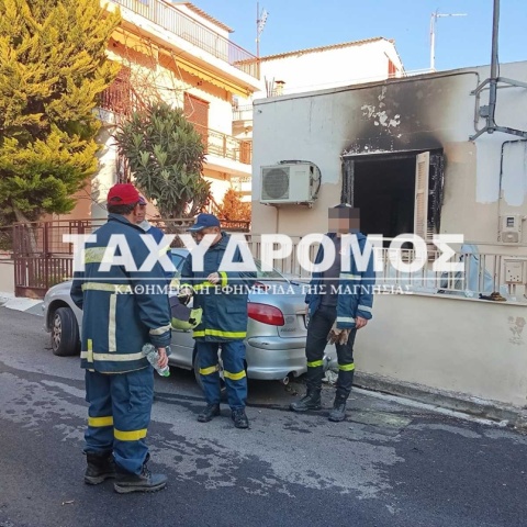 Το σπίτι όπου ξέσπασε φωτιά με συνέπεια δύο γυναίκες να χάσουν τη ζωή τους