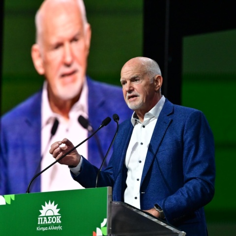 Ο Γιώργος Παπανδρέου στο Συνέδριο του ΠΑΣΟΚ