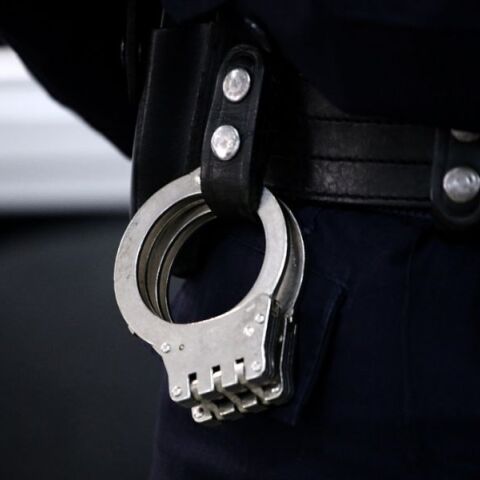 Συνελήφθη 48χρονος στη Θεσσαλονίκη για βίαιες ληστείες σε πεζούς - Στην κατοχή του βρέθηκαν κλεμμένη μηχανή, κινητά και χρηματικό ποσό άνω των 20.000 ευρώ