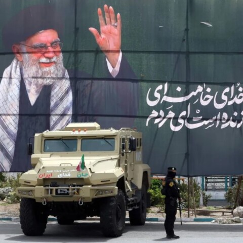 Ο στρατός του Ιράν προετοιμάζεται για τη χερσαία εισβολή των ΗΠΑ