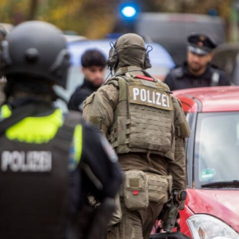 Συναγερμός στη Γερμανία μετά τον εντοπισμό φιαλιδίου με ραδιενεργό Πολώνιο‑210 σε κήπο - Οι αρχές ερευνούν την προέλευση του θανατηφόρου υλικού