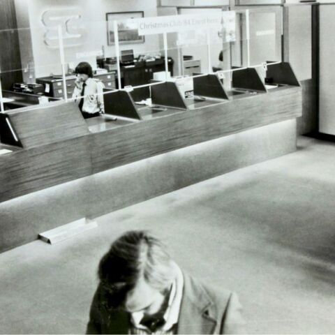 Έχουμε κανέναν γνωστό;