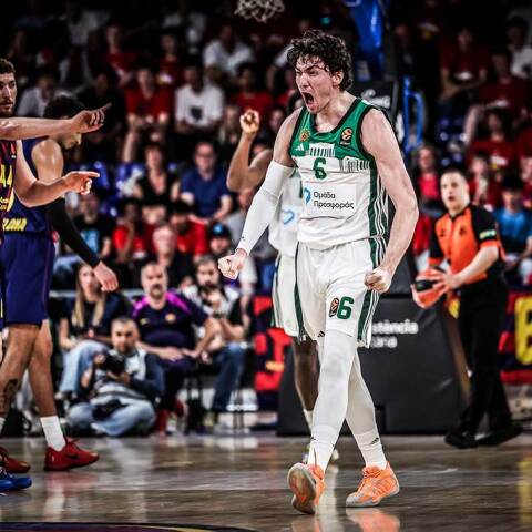 Ο Τσέντι Οσμάν στη νίκη του Παναθηναϊκού AKTOR κόντρα στην Μπαρτσελόνα