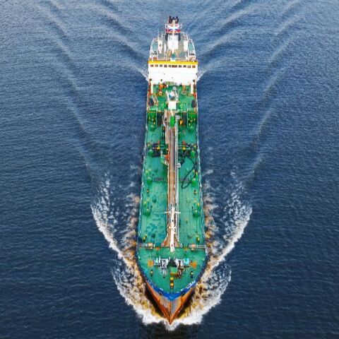 Ιράν: Εως 15 πλοία την ημέρα θα περνούν από τα Στενά του Ορμούζ