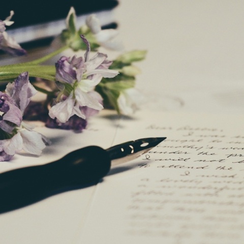 Γραφή με το χέρι και ο «Ανταποκριτής» της Βιρτζίνια Έβανς