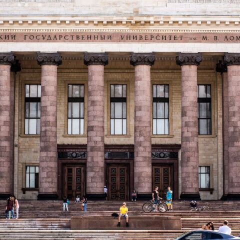 «Αφόρητη» πίεση: Πώς η Ρωσία στοχεύει φοιτητές πανεπιστημίων για στρατολόγηση