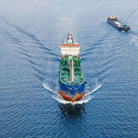 Αποκλεισμός Ιράν: Γιατί δεν «κλείνουν» τα Στενά του Ορμούζ