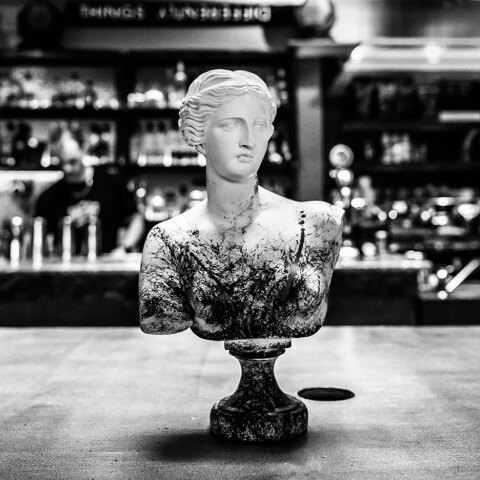 Βασίλης Μανίκας και Ερίνα Παυλιδάκη - Juxtaposition: το νέο διπλό φωτογραφικό λεύκωμα των iFocus Editions, και η ομότιτλη έκθεση στην iFocus Photo Gallery