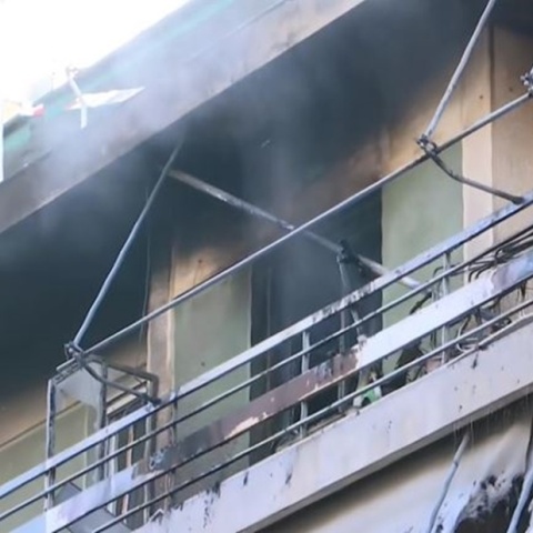 Καμένο σπίτι 