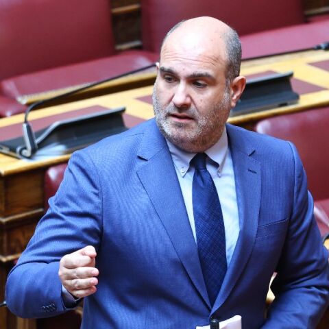 Δημήτρης Μαρκόπουλος: Δεν θα περιφέρω τα πτυχία μου για να ικανοποιηθεί ο βούρκος