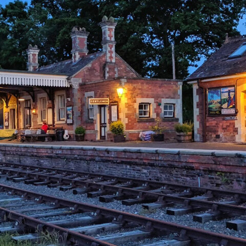 Σταθμός Ρόουντεν Μιλ