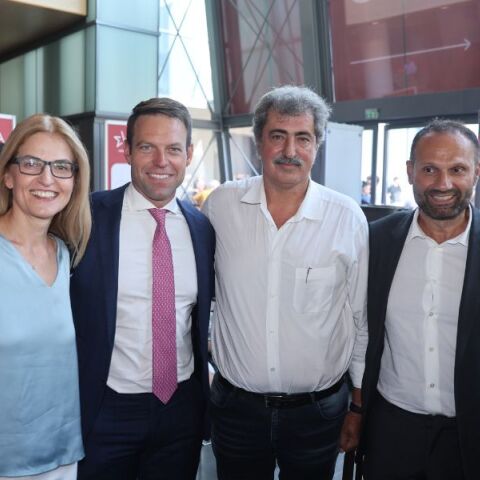 Το μέλλον μέσα από την κρυστάλλινη σφαίρα ενός μπουγαδοκαυγά