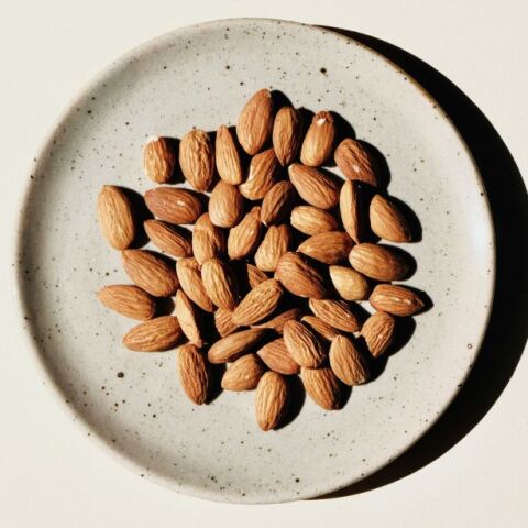 Αμύγδαλα, μια νόστιμη και ευχάριστη υπερτροφή