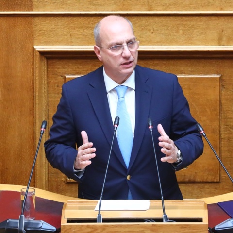 Γιάννης Οικονόμου