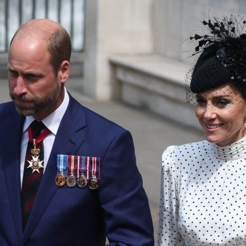 Πρίγκιπας Oυίλιαμ και Κέιτ Μίντλετον γιορτάζουν 15 χρόνια γάμου – Η φωτογραφία με τα παιδιά τους