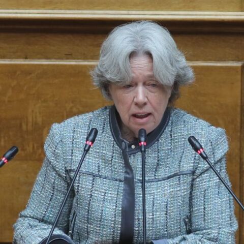 Αθηνά Λινού: Θετική στο ενδεχόμενο ένταξης στο νέο πολιτικό σχήμα του Αλέξη Τσίπρα