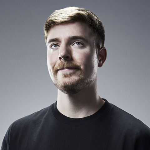 Ο MrBeast αποκαλύπτει τον κανόνα πίσω από τα βίντεο των 100 εκατ. views - Ο κορυφαίος YouTuber αποκαλύπτει τη στρατηγική του για το viral περιεχόμενο