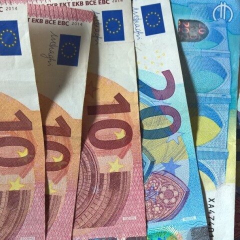 Χαρτονομίσματα ευρώ