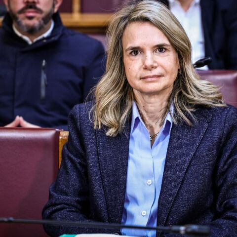 Η Μιλένα Αποστολάκη κατηγόρησε την κυβέρνηση για θεσμική κρίση, συγκάλυψη ευθυνών στο σκάνδαλο ΟΠΕΚΕΠΕ και επιθέσεις στην Ευρωπαϊκή Εισαγγελία.