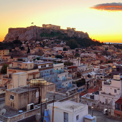1000 τεύχη Athens Voice - 1000 λόγοι που αγαπάμε την Αθήνα