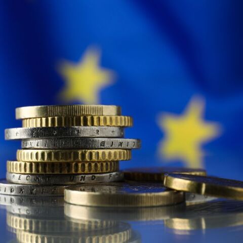 ΟΟΣΑ: Ανθεκτική η ελληνική οικονομία - ΑΕΠ 1,9% το 2026 και 2% το 2027, με επενδύσεις, κατανάλωση και Ταμείο Ανάκαμψης να στηρίζουν την ανάπτυξη.