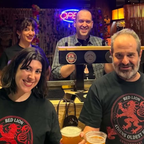 Το καλοκαιρινό μπαρ της Red Lion