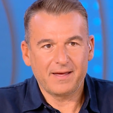 Ο Γιώργος Λιάγκας αποχαιρέτησε τηλεοπτικό κοινό και συνεργάτες