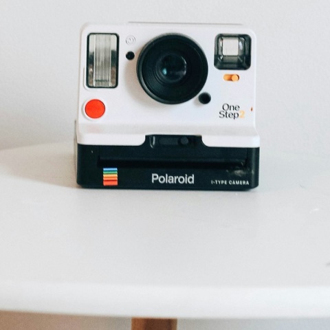 Η anti-AI διαφημιστική καμπάνια της Polaroid