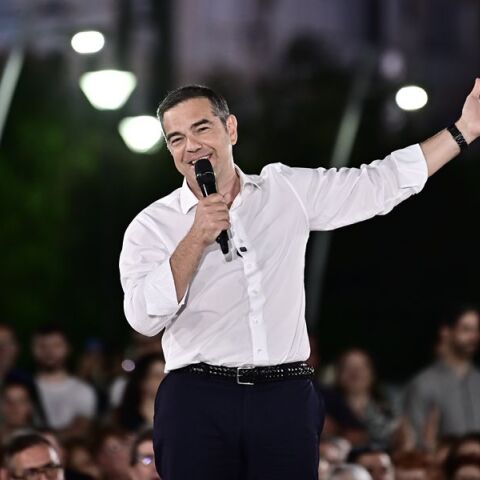 Τσίπρας: Θα στείλω λουλούδια στον Άδωνι, κάθε φορά που μας βρίζει, ανεβαίνουμε στις δημοσκοπήσεις