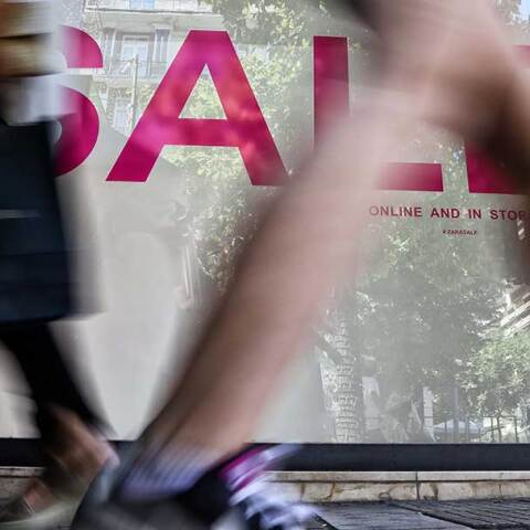 Ανοιχτά καταστήματα την Κυριακή