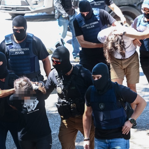 Δολοφονία Βάγιας Νέστορα:  Στην ανακρίτρια οι τρεις κατηγορούμενοι για την εμπρηστική επίθεση στη Θεσσαλονίκη