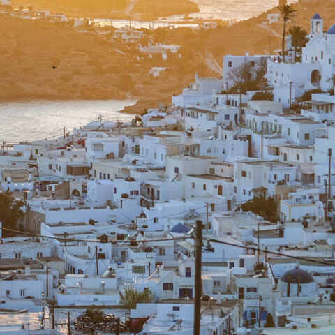Ίος 2026: Οδηγός για αξιοθέατα, παραλίες, φαγητό, διασκέδαση