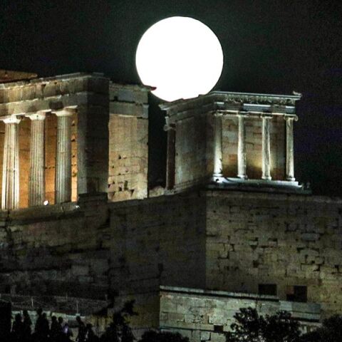 Πανσέληνος Αυγούστου 2026: Μουσεία και μνημεία στο φως του φεγγαριού - Δείτε το πρόγραμμα εκδηλώσεων