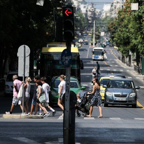 Νέα εποχή για την οδική ασφάλεια: Τεχνητή Νοημοσύνη, έξυπνες κάμερες και έργα υποδομής στη μάχη κατά των τροχαίων 
